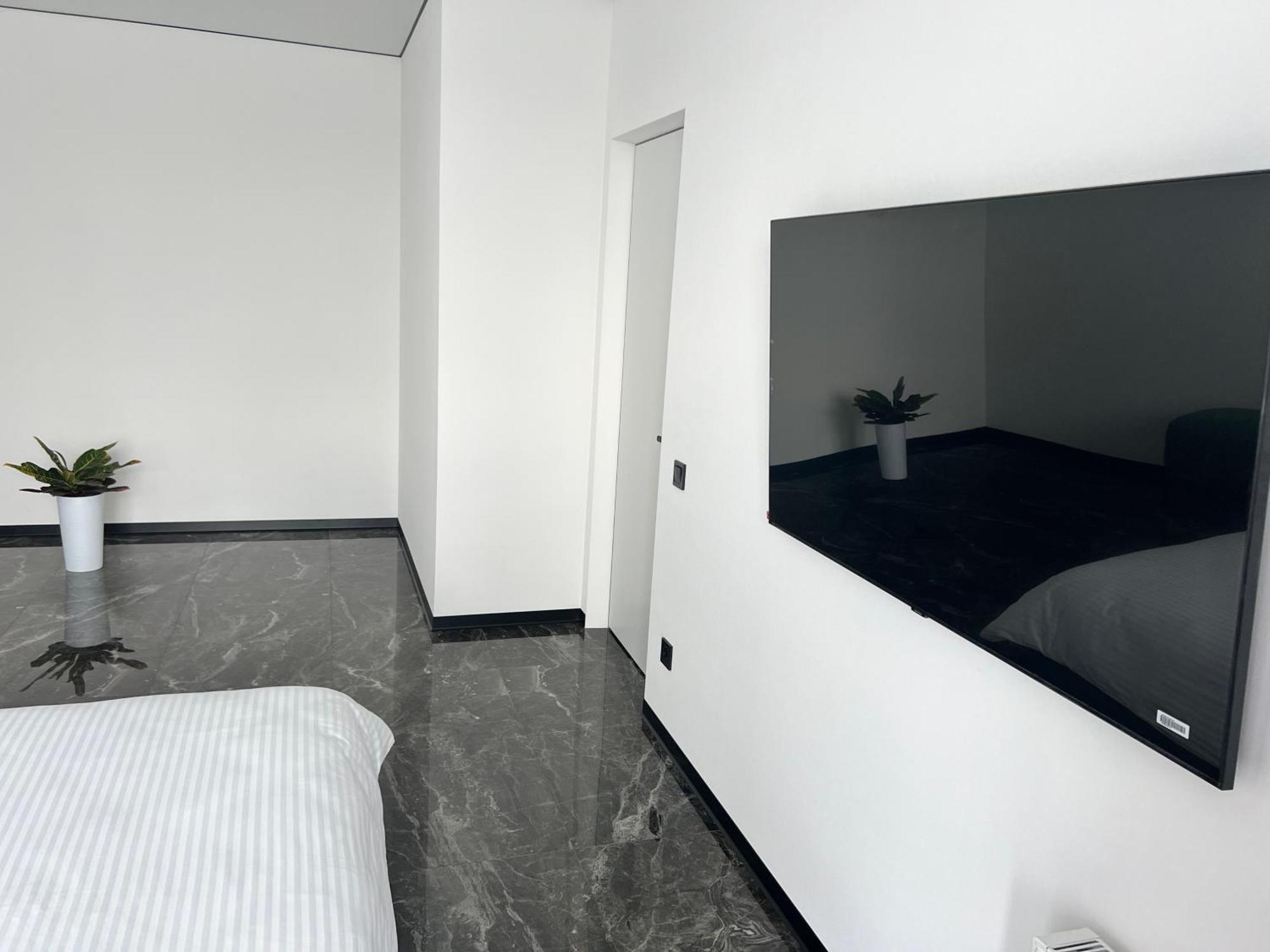 Люкс Апартаменти В Жкарена Та Жк Great House Rivne Zewnętrze zdjęcie