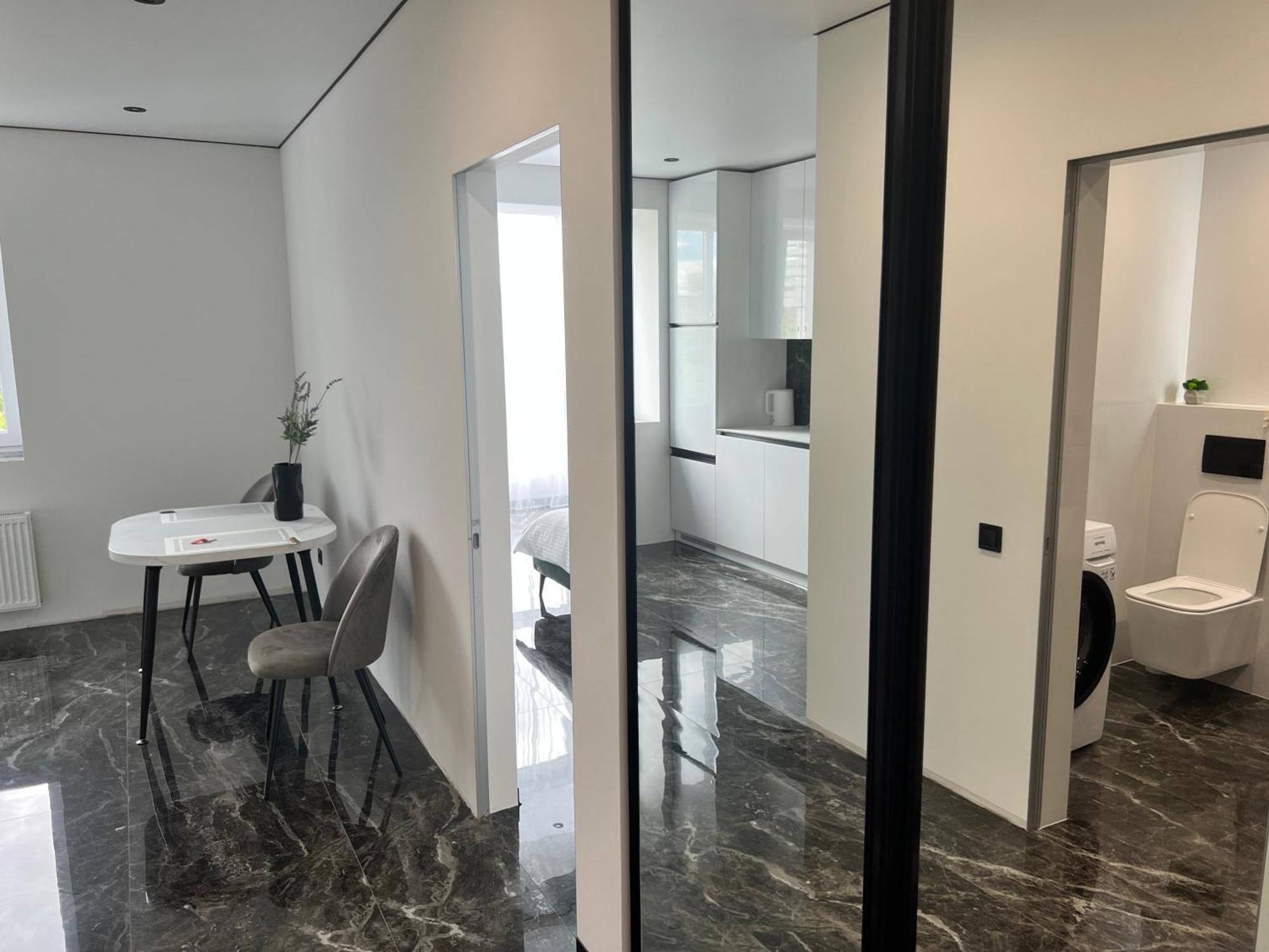 Люкс Апартаменти В Жкарена Та Жк Great House Rivne Zewnętrze zdjęcie