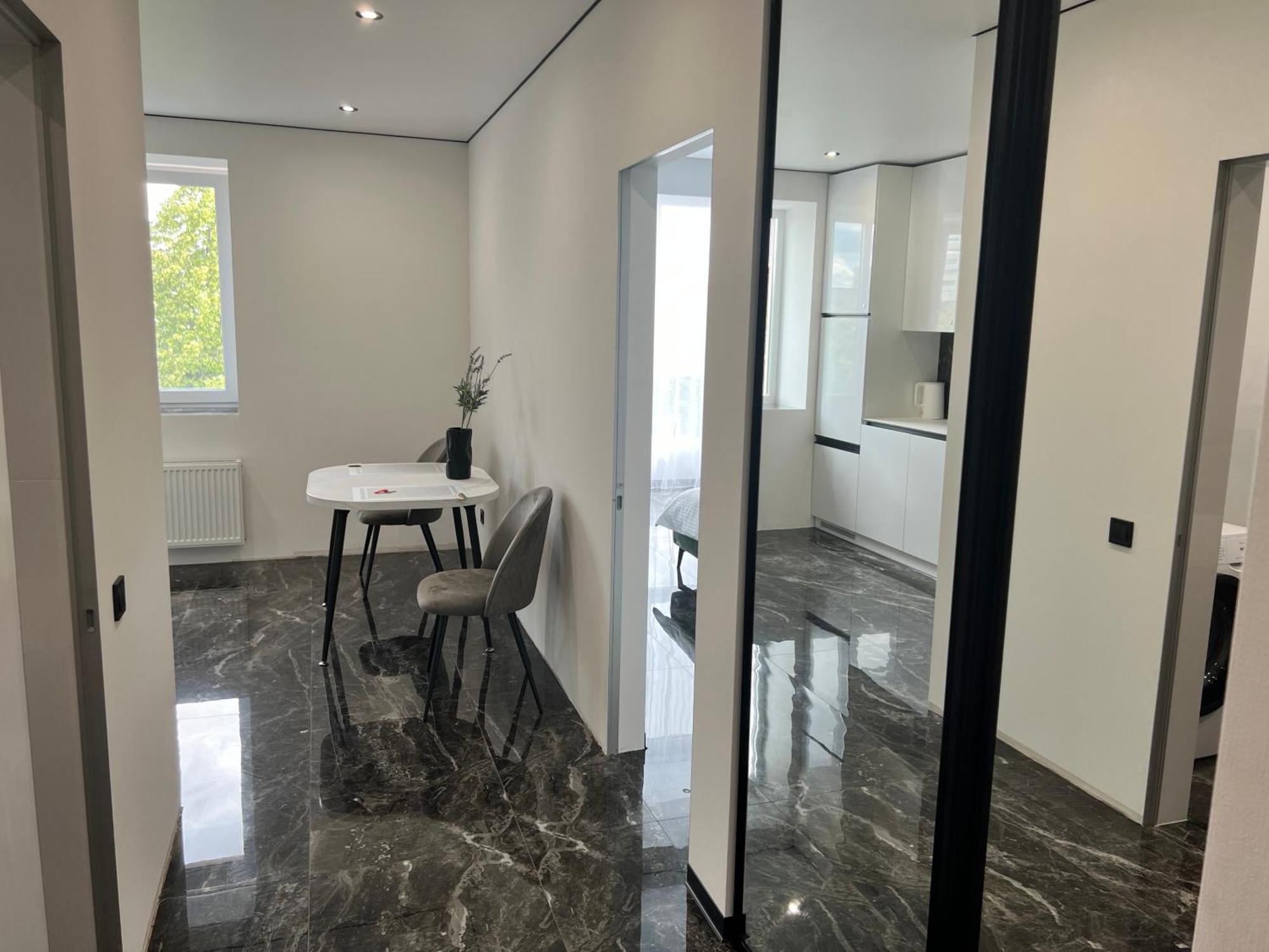 Люкс Апартаменти В Жкарена Та Жк Great House Rivne Zewnętrze zdjęcie
